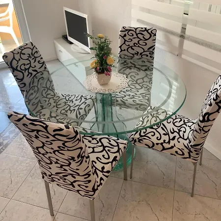 Apartman Milica Апартаменты *